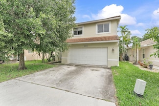 6256 Willoughby Cir, Lake Worth, FL 33463
