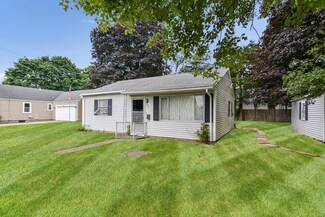 59 Wyola Rd, Swansea, MA 02777