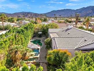 2030 E Acacia Rd N, Palm Springs, CA 92262