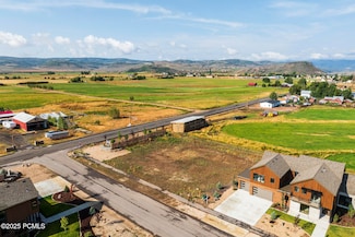 689 Lazy Way Unit 1, Francis, UT 84036