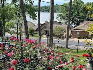169 Koanapali Dr, Roach, MO 65787