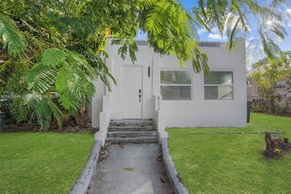 832 N C St, Lake Worth, FL 33460