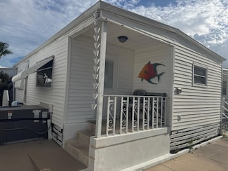 17 Ruthmary Ave Unit F, Briny Breezes, FL 33435