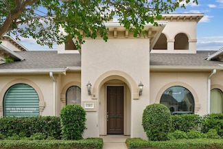 12832 Willow Centre Dr, Houston, TX 77066