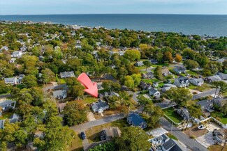 22 Ferncliff Rd, Dennis Port, MA 02639