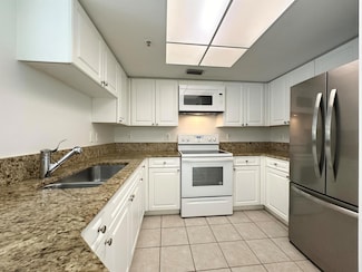 300 Crestwood Ct N Unit 302, Royal Palm Beach, FL 33411