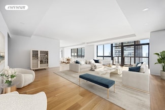 100 United Nations Plaza Unit 33AB, New York, NY 10017