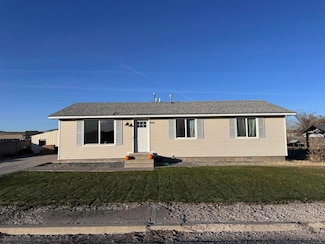 528 W 300 North St, Milford, UT 84751