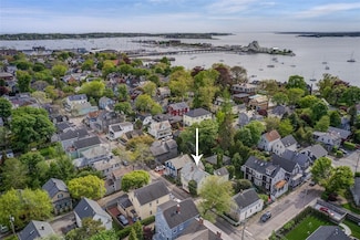 74 Third St, Newport, RI 02840