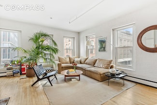 19 Hubert St Unit 3, New York, NY 10013