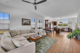 808A E 17th St, Georgetown, TX 78626