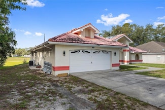 10446 Baylor Dr, Spring Hill, FL 34608