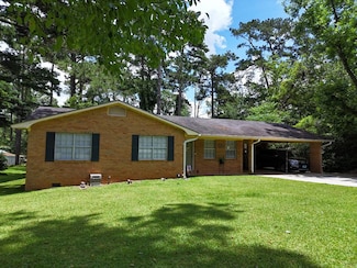 276 Cindy Dr, Thomasville, GA 31792