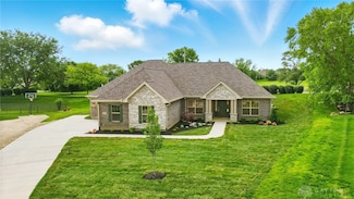 300 Grassy Creek Way, Washington Township, OH 45458