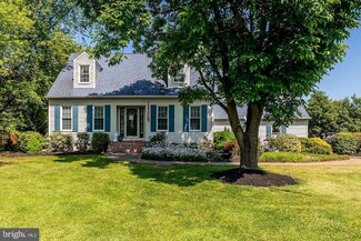 6 Spring Hill Dr, Swedesboro, NJ 08085