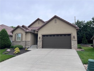 1415 SW Antiquity Dr, Lees Summit, MO 64081