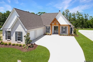 6504 Feather Ridge Dr, Baton Rouge, LA 70817