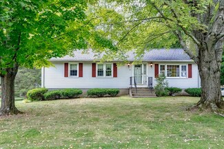 111 Susan Dr, Westfield, MA 01085