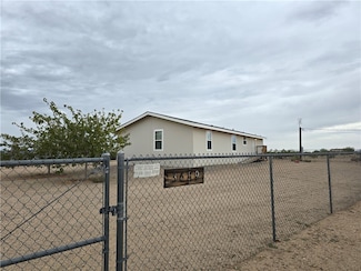 3689 N Avra Rd, Golden Valley, AZ 86413