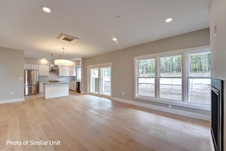 38 Fowler Dr, Rye, NH 03870