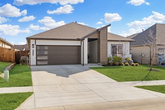 2113 Blackcap St, Denton, TX 76205