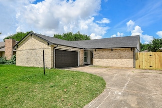 6530 La Violetta Dr, Houston, TX 77083