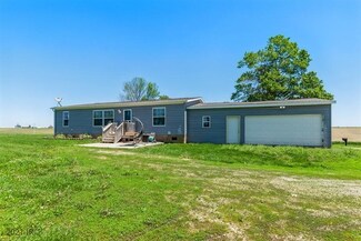 7049 W 52nd St N, Baxter, IA 50028