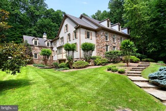 11505 Lilting Ln, Fairfax Station, VA 22039