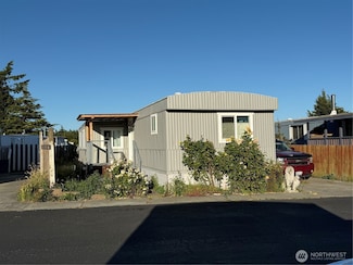 700 NW Crosby Ave Unit 146, Oak Harbor, WA 98277