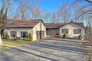 109 Ward Rd, Kelleys Island, OH 43438