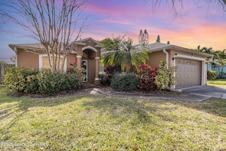 829 Honeysuckle Dr, Rockledge, FL 32955