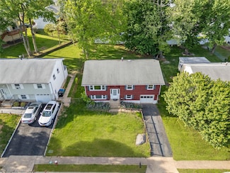 6 Mcgovern Dr, Garnerville, NY 10923