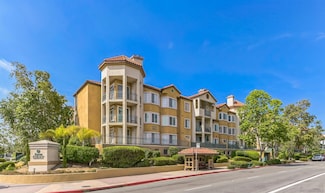 1950 Camino de la Reina Unit 201, San Diego, CA 92108