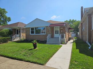 7847 Kenneth Ave, Skokie, IL 60076