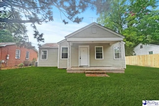 904 Waverly Ave, Florence, SC 29501