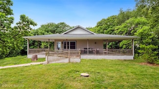 22955 Buchanan Trail, Hartford, IA 50118