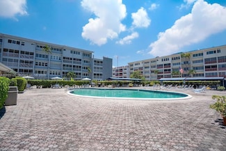 215 SE 3rd Ave Unit 405C, Hallandale Beach, FL 33009