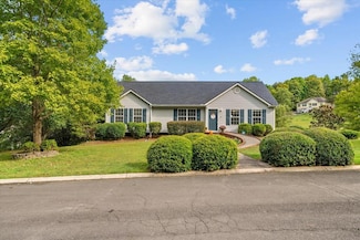 219 Windbrook Dr, Tunnel Hill, GA 30755