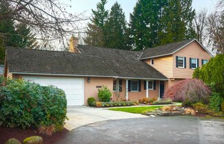 8330 SE 61st St, Mercer Island, WA 98040