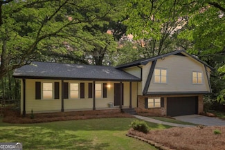 218 Deerwood Ct SE, Smyrna, GA 30082
