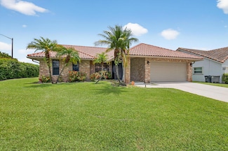 10081 Canoe Brook Cir, Boca Raton, FL 33498
