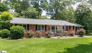 603 Calvert Ave, Clinton, SC 29325
