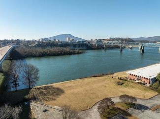 600 River St, Chattanooga, TN 37405