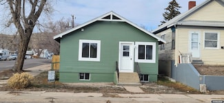 623 W Buffalo St, Rawlins, WY 82301