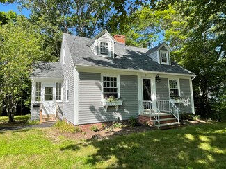 21 Ocean House Rd, Cape Elizabeth, ME 04107