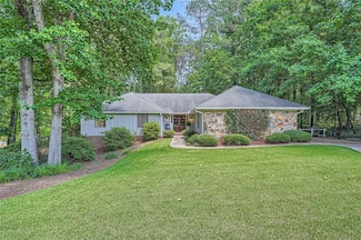125 Fortuna Ct, Roswell, GA 30075