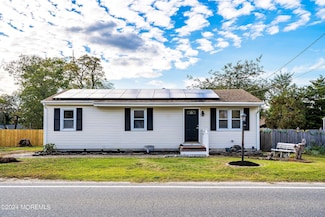 908 Beachwood Blvd, Beachwood, NJ 08722