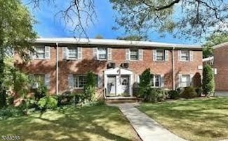 34 Wedgewood Dr Unit 51, Verona, NJ 07044
