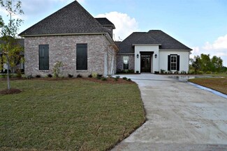 5405 Cypress Point Ln, Gonzales, LA 70737