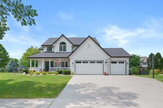 6720 Compton Ct, Johnston, IA 50131